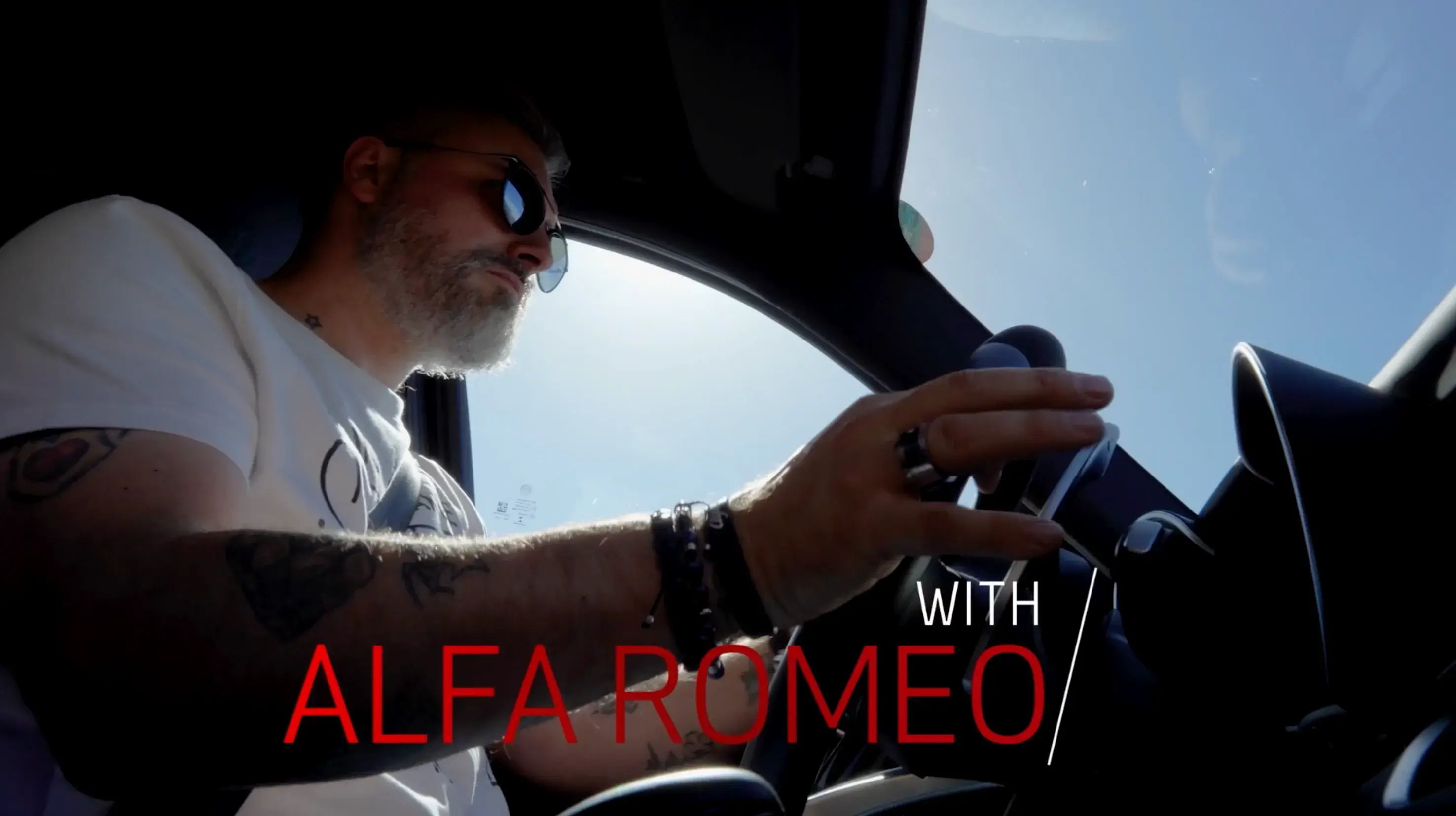 Gehe zum Video ALFA ROMEO DRONE CHASE